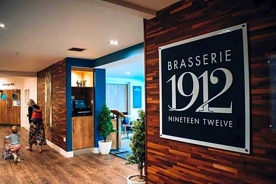 Premium Holiday Home in The New Forest at Hoburne Bashley - Leisure Passes Available to Purchase