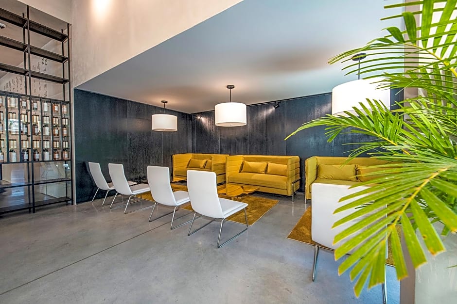 Golden Tulip Design Tbilisi