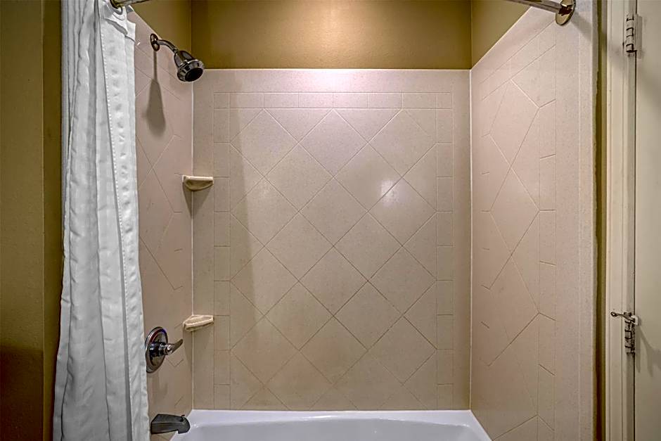 Best Western Plus Chalmette Hotel