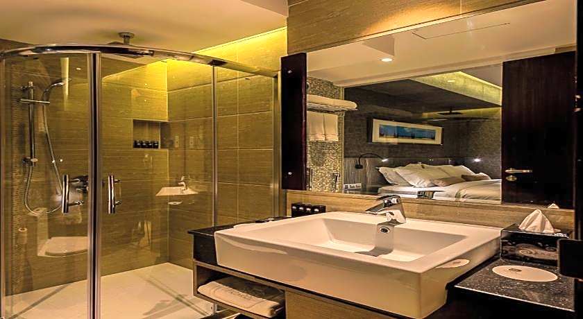 Best Western Plus Maple Leaf