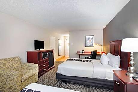 2 Queen Beds Mobility Accessible Room Non-Smoking