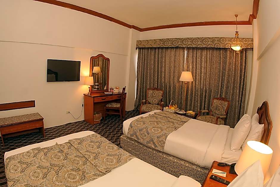 Photo 1 of 9 of Executive 2 Beds