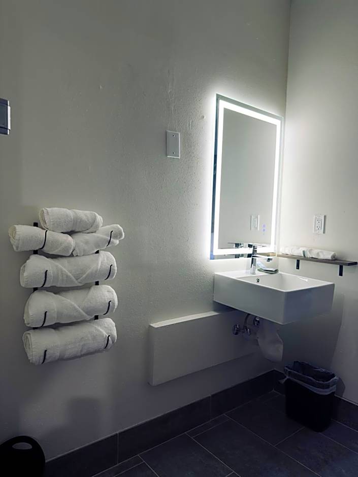 La Quinta Inn & Suites by Wyndham Atlanta Roswell