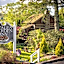 Azalea Garden Inn