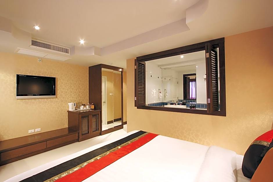 Rayaburi Hotel, Patong