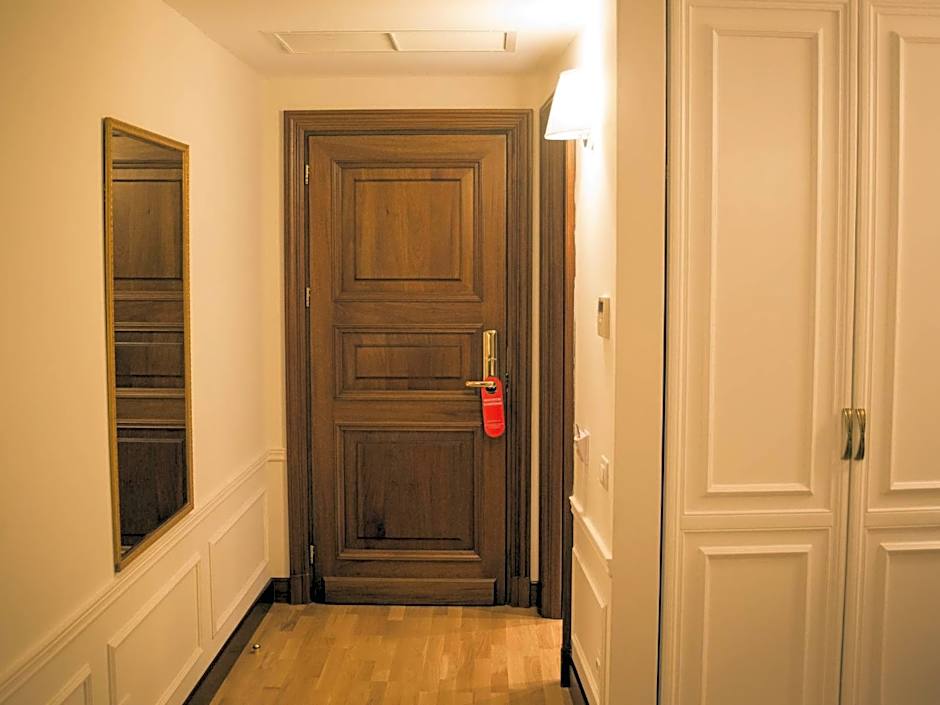 Hotel Opera