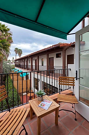 Room with 1 King Bed, Balcony