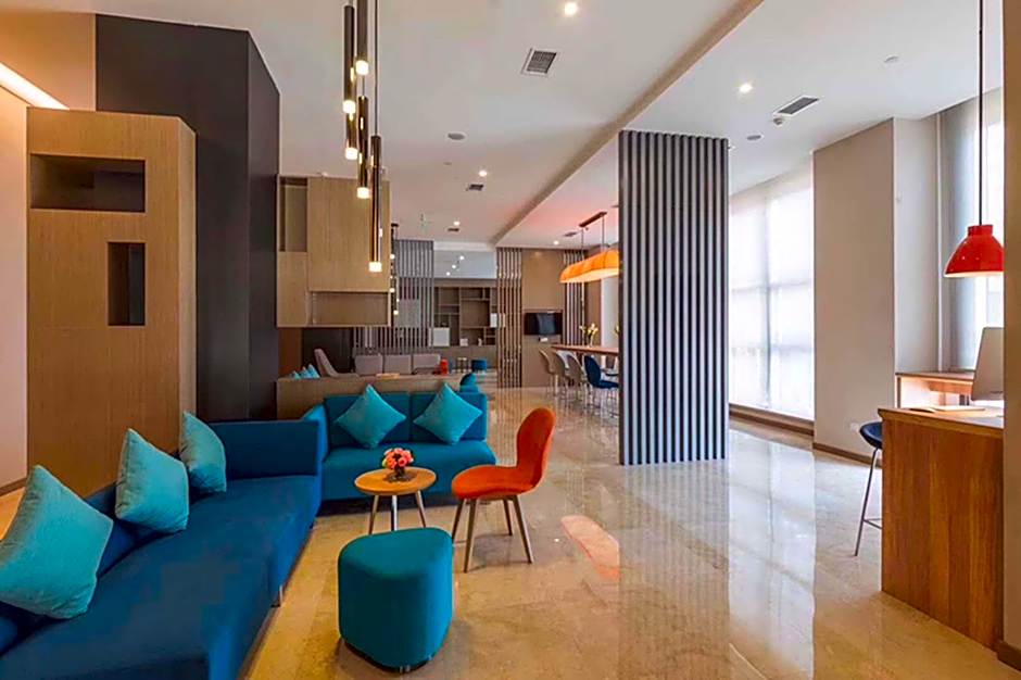 Holiday Inn Express Xichang City Center By IHG