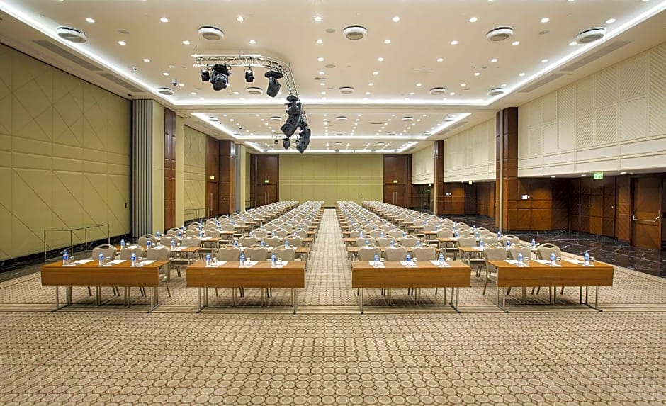 DoubleTree By Hilton Istanbul - Avcilar
