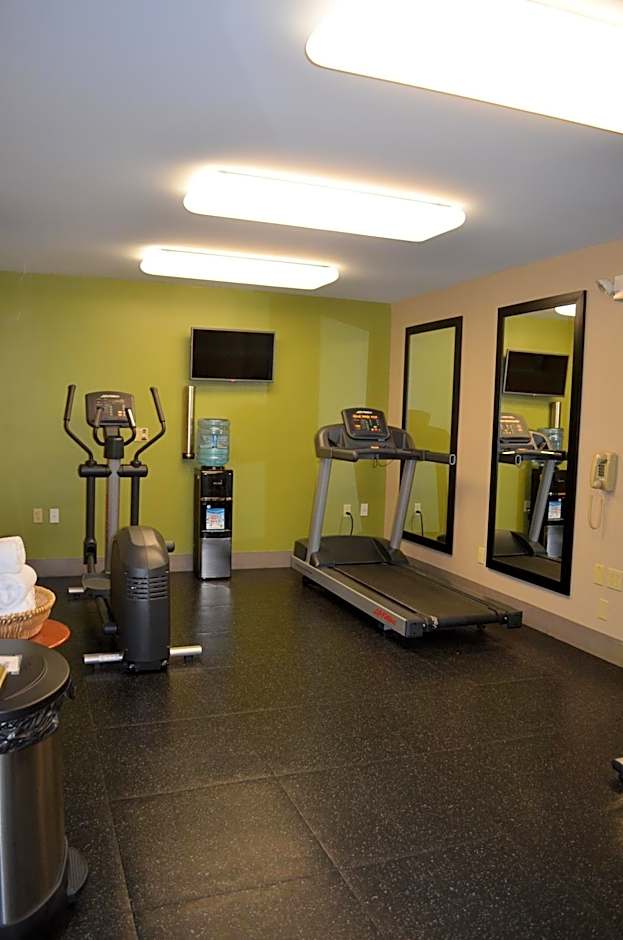 Country Inn & Suites by Radisson, Frederick, MD