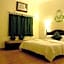 La Casa Hotel