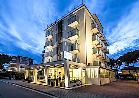 Hotel & Aparthotel Carinthia S
