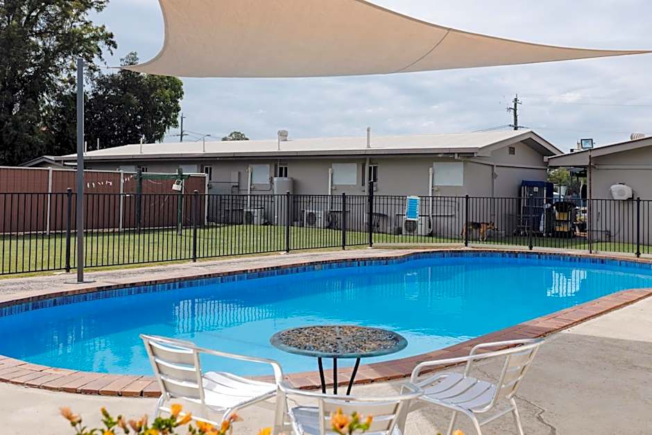 Starline Motor Inn