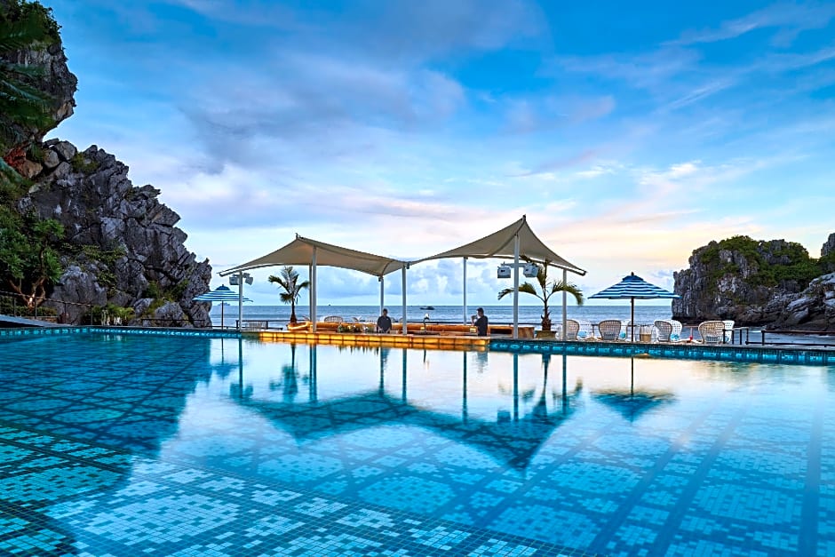 Hôtel Perle d'Orient Cat Ba - MGallery