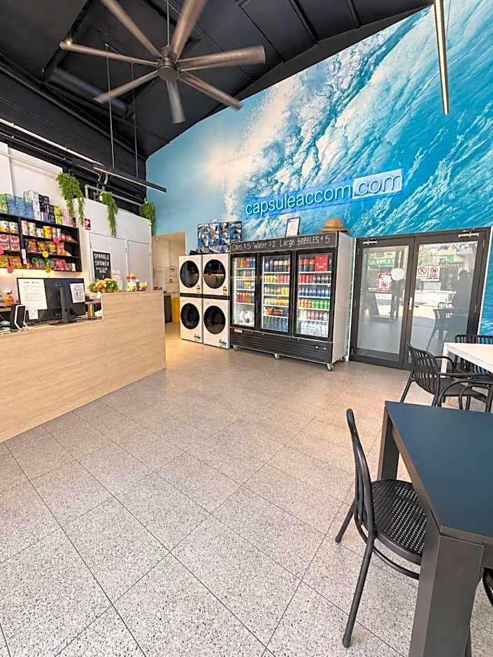 Capsuleaccom Hostel