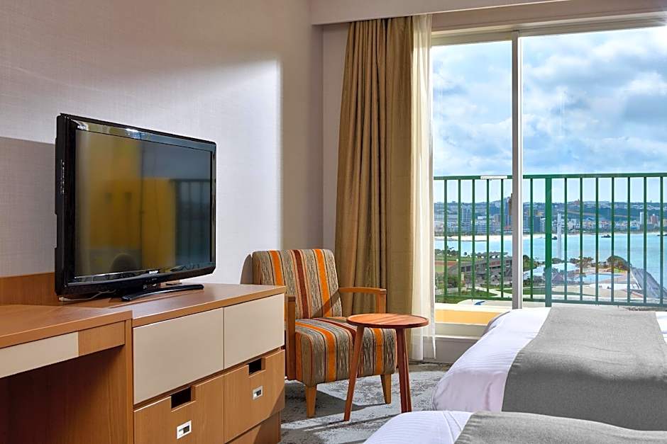 Photo 1 of 15 of Deluxe 2 Beds, Ocean View, Main Building