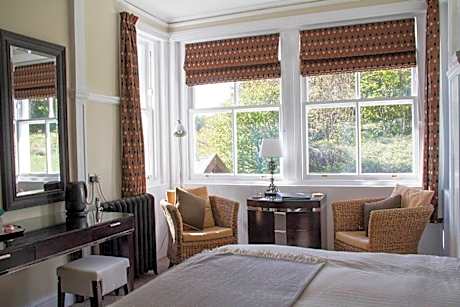 Main House Room with Garden View