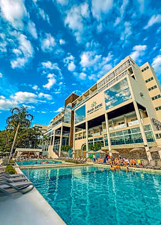 Grand Suítes Family Resort by Atlantica