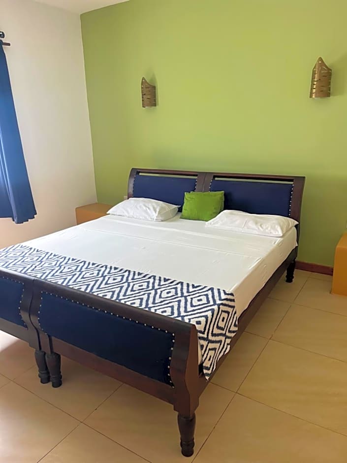 27 Cafe Zanzibar Airport Hotel