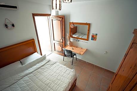 Double room with backyard