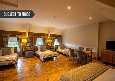 Duplex Quadruple Room