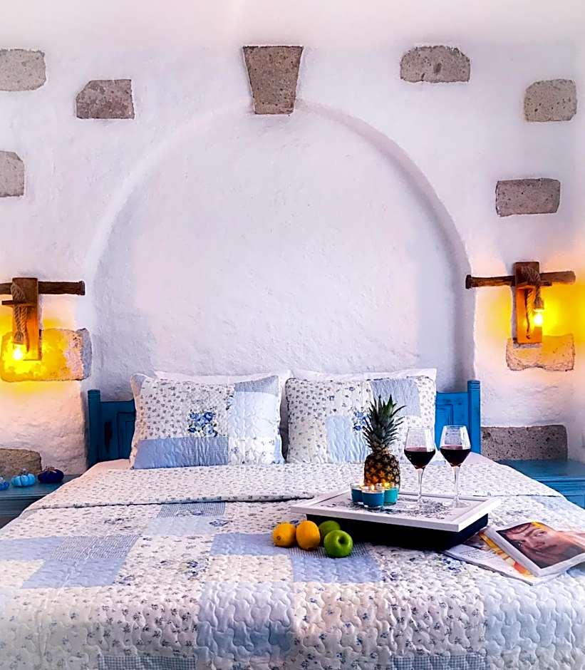 Monat Otel Alacatı