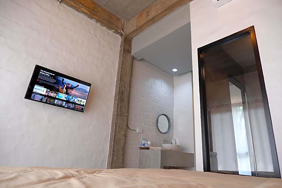 Black Elephant Boutique