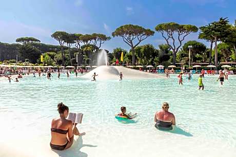 hu Park Albatros village