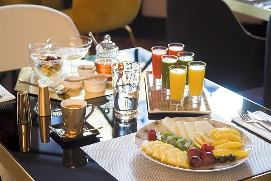 ICON Casona 1900 by Petit Palace