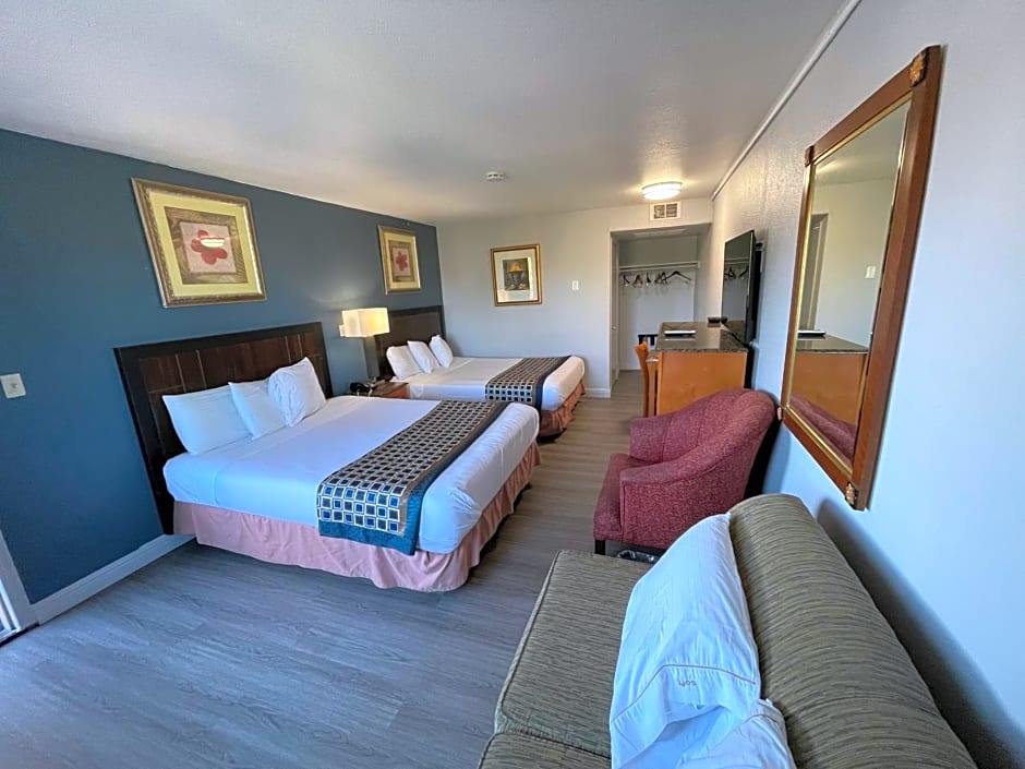 Pacific Inn