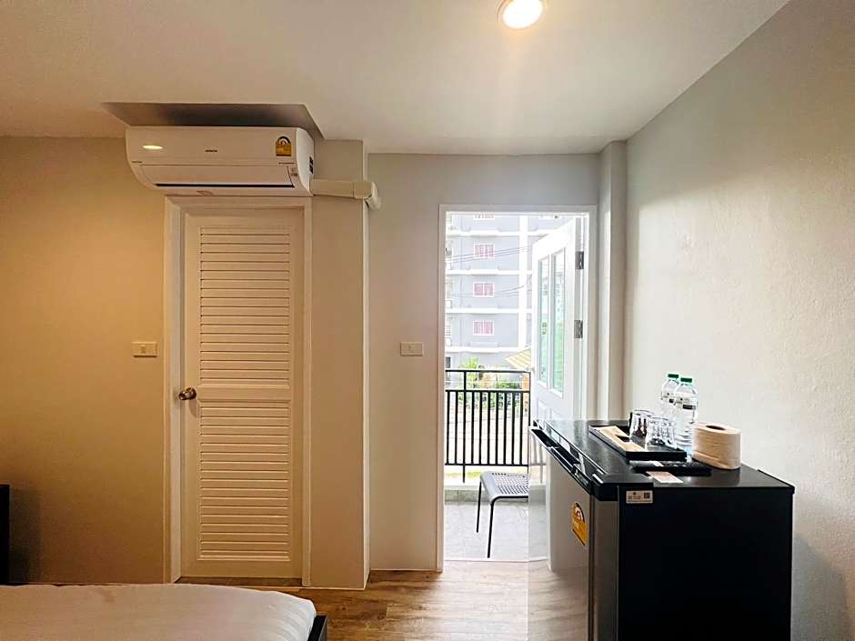 Aree House Poshtel