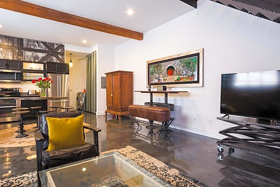 Petaluma Warehouse Lofts Unit D