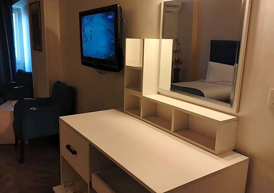 Zayed Hotel