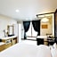White Tourist Hotel