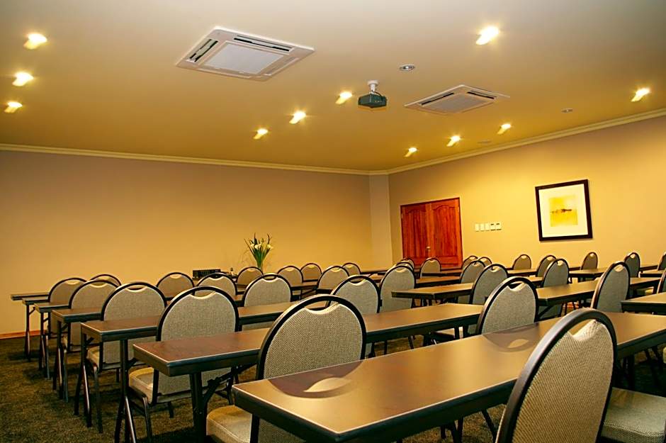 Protea Hotel by Marriott Harrismith Montrose