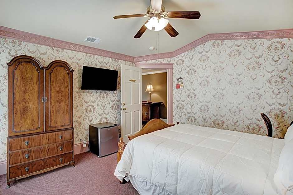 Sara's Bed and Breakfast Inn