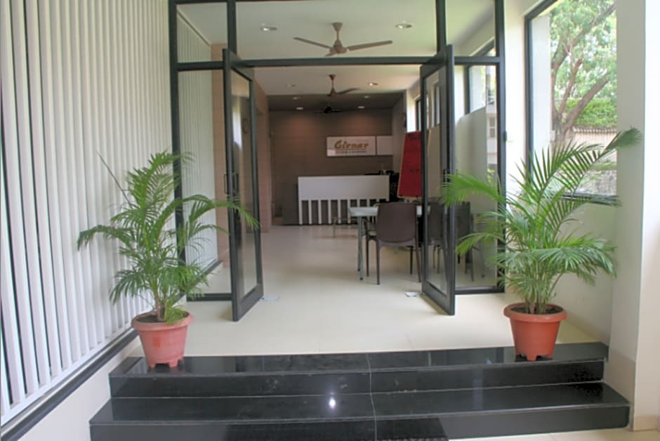 Girnar Hotel