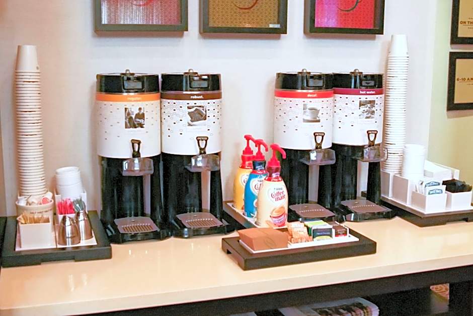 Hampton Inn By Hilton Raynham-Taunton, Ma