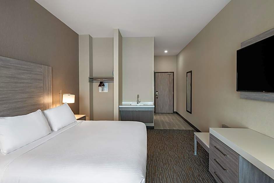 Wingate by Wyndham Kanata West Ottawa