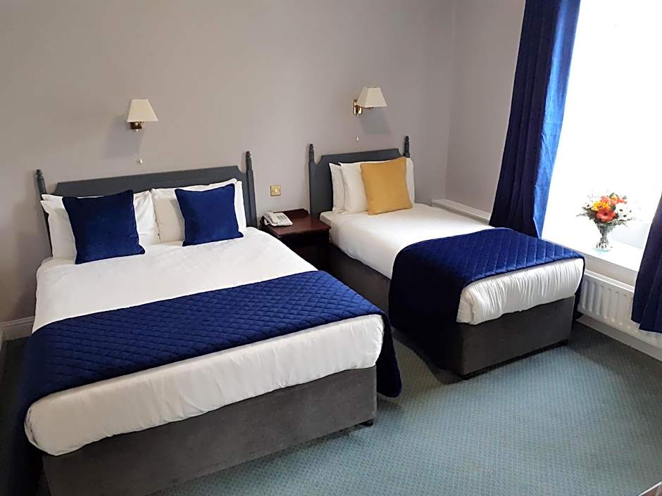 Photo 1 of 7 of 1 Double Bed or 2 Beds, Sea View