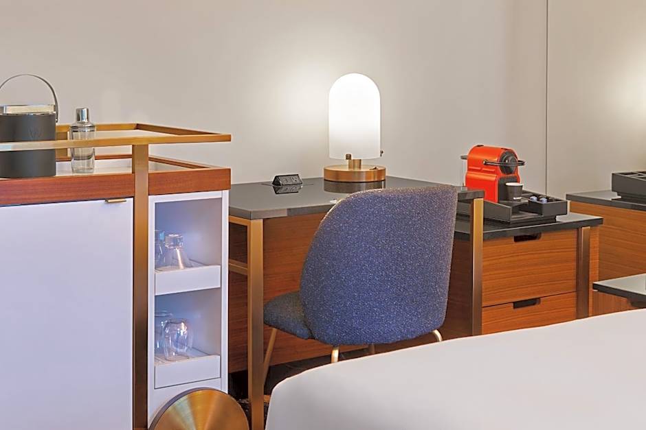 W Hotel Minneapolis The Foshay