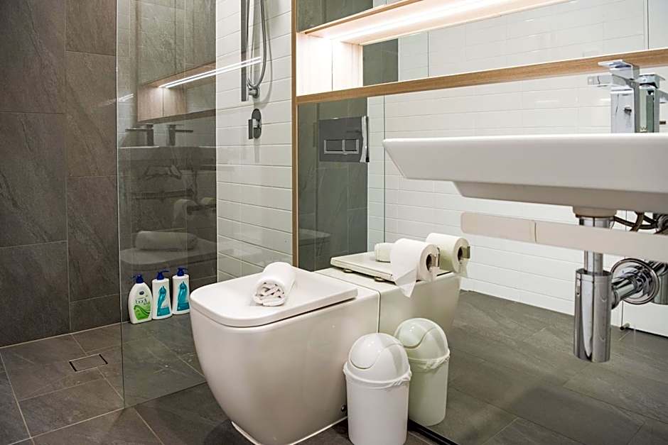 AirTrip Apartments on Tribune Street