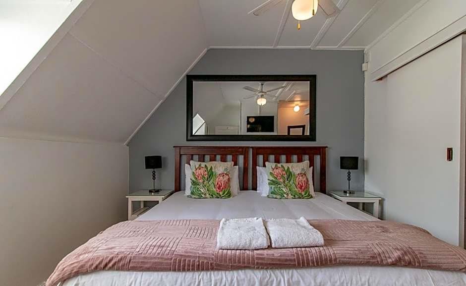 Photo 1 of 8 of 1 King Bed or 2 Beds