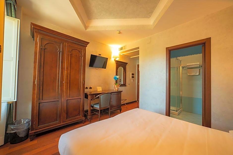 Hotel Teocrito