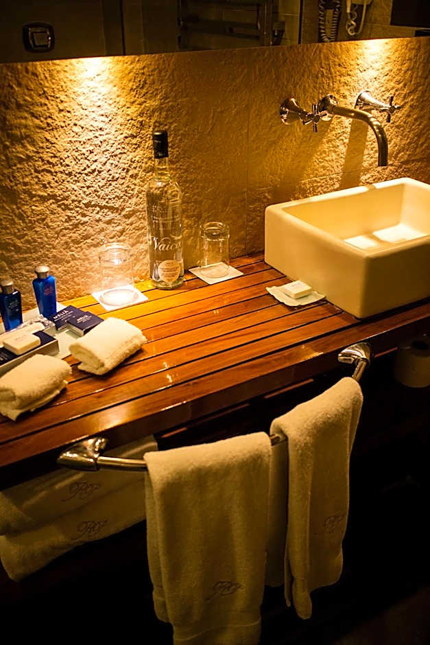 Meliá Recoleta Plaza Boutique Hotel