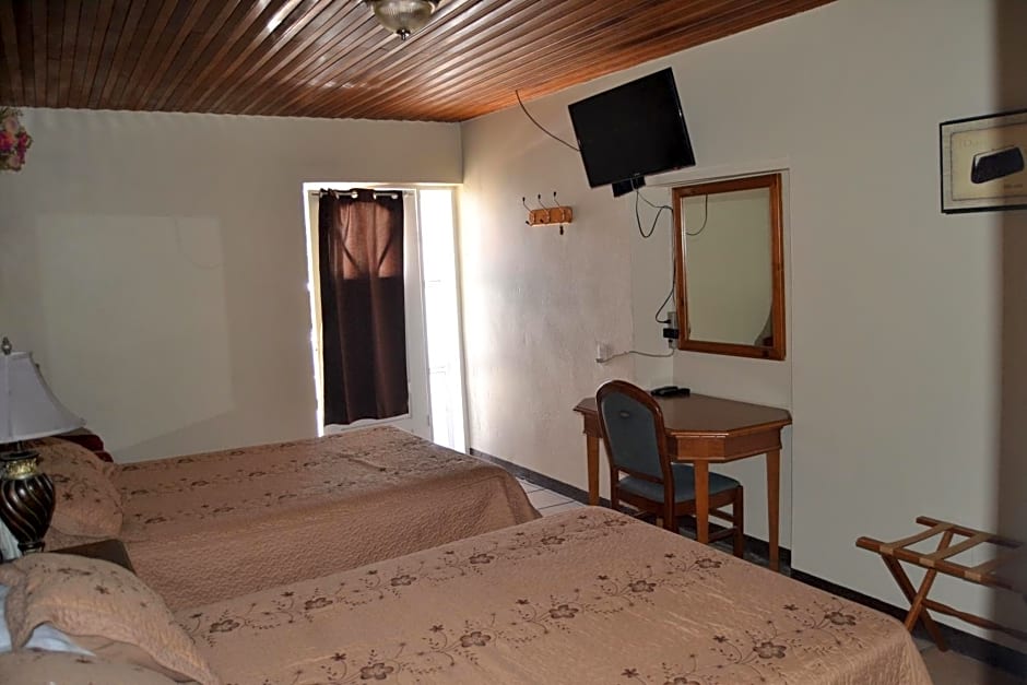 Hotel Doña Crucita