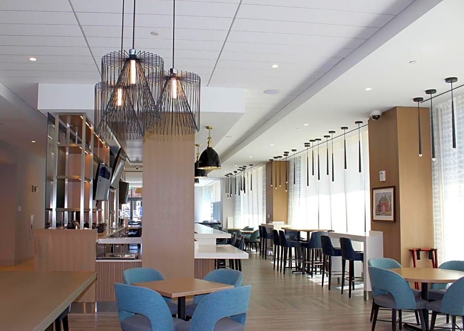 Hilton Garden Inn Boston Brookline, Ma