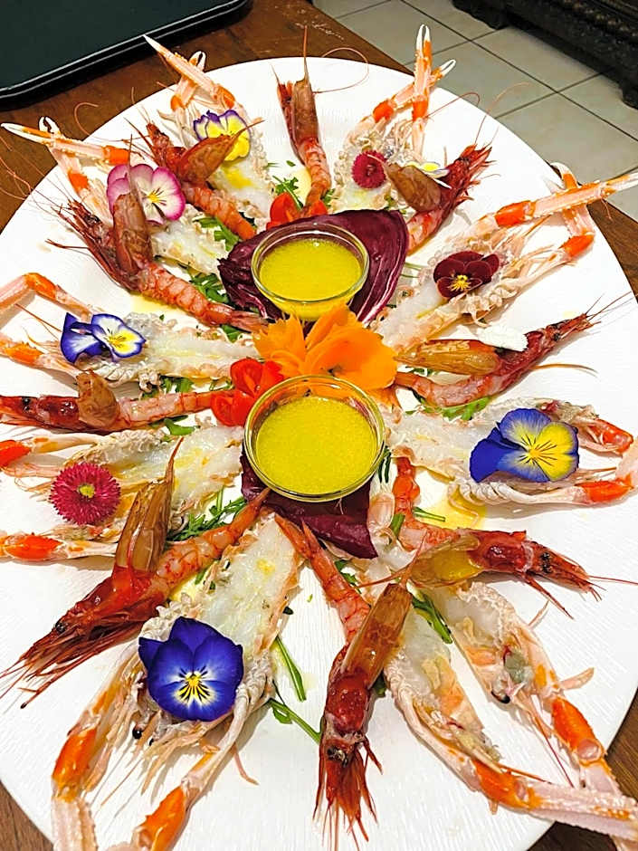 Hotel Villaggio Ristorante Pizzeria Museo TANIT