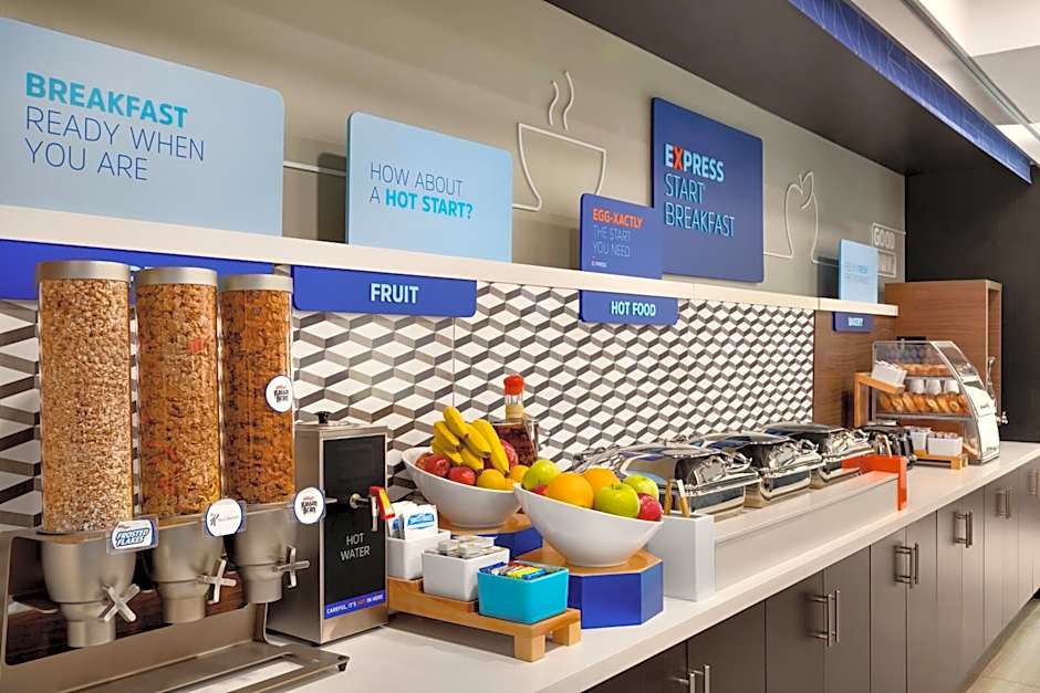 Holiday Inn Express Hotel & Suites Pembroke Pines Sheridan Street By IHG