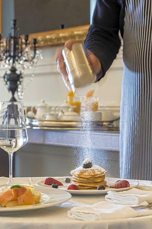 3 Sixty Hotel & Suites